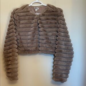 Justify SOFT cutoff teddy jacket hook front long sleeved size S in VG condition